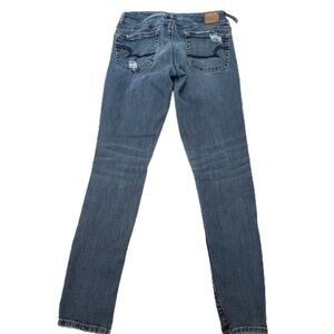 AE Super Stretch Destroyed Skinny Jeans Size 2‎